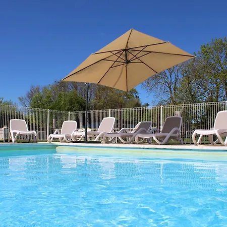 Domaine Des Pieris -Studio, Gites Et Lodges Apartamento