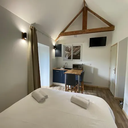 Domaine Des Pieris -studio, Et Apartmán *